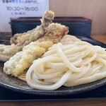 情熱うどん わらく - 