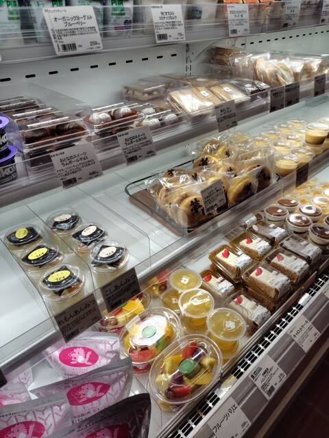 OMO KINOKUNIYA Echika Omote Sando Ten photo 3