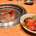 本格炭火焼肉えがお - 