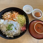 310079352 - 釜揚げしらす丼…税込1320円