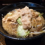 男の根性黒醤油ラーメン690円（税込み745円）