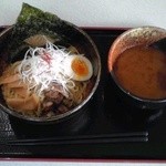 西仙北SA レストラン上線 - 【期間限定】十郎兵衛オリジナルつけ麺：７５０円（税込）【２０１４年8月撮影】