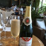 ライブラリーラウンジ＆バー - シャンパン飲み放題