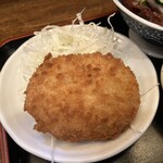 諸国地酒銘酒処 芝の浦 - コロッケ