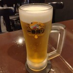 飲み処Familiar - 生ビールはスリムジョッキ