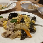 成龍飯店 - 