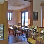 香月 - カフェスペース