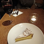 Rue Favart - 濃厚ロックフォールのチーズケーキ