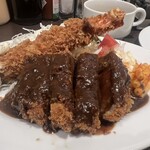 グリル一平 元町東店 - 