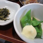 人と木 - いんげんのマヨ添え、高菜漬け