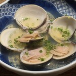 水魚 - ハマグリの焼酎蒸し