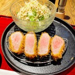 とんかつ 大蔵 - メイン皿