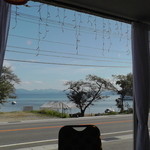 Chuugokuryouri Seiko - 窓際席から見た猪苗代湖