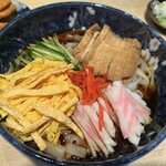 満留賀 - きしめん、冷やし中華