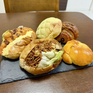 ベーカリー ハナ_0