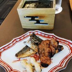 陣屋 賑わい亭 - 