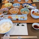 陣屋 賑わい亭 - 