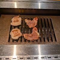 肉亭ふたご iki 新宿店 - 