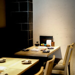 博多焼き鳥・野菜巻き・もつ鍋 かつぎや - 内観