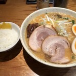 つじ田 味噌の章 飯田橋店 - with ライス