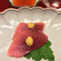 赤坂 菊乃井 - 小鮪 黄身醤油で