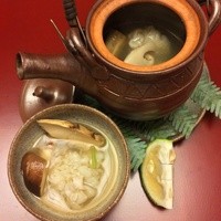 赤坂 菊乃井 - 鱧と松茸の土瓶蒸し