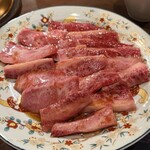 炭火焼肉じゃいあん - 