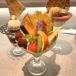 パフェ、珈琲、酒、佐藤 - 