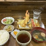 味亭花の家 - 特大エビ天定食いつぞやの笑