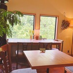 シー ザ フォレスト - 店内