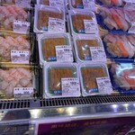 お魚いちば おかせい - 訪問日2025.7.20(日)
      おかせいさんのお持ち帰り用の雲丹コーナー