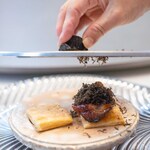 館山美食倶楽部 - 2025.7 豪州産ウィンタートリュフの叉燒酥（ひがた椿ポーク豚トロ叉焼と自家製パイ）