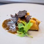 館山美食倶楽部 - 2025.7 白浜産3時間蒸した天然活け黒鮑のステーキ 豪州産ウィンタートリュフ