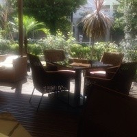 カレス - 