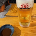 つぼやホルモン - 生ビール(650円)