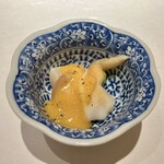 鮨 ひろ海 - 石垣鯛・ホッキ貝・アスパラガス・黄身酢掛け