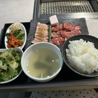 SONY - 焼肉太郎 Closed]Yakiniku Taro Okazaki Ten - Okazaki/Yakiniku (BBQ