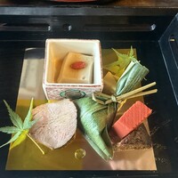 鍋と旬菜と京料理 花柳 - 