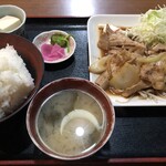 スーパーキッチン かさや - 豚バラ生姜焼定食¥1,099-