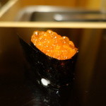 青空 - イクラ軍艦巻