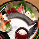 湯回廊 菊屋 - 旬のお造り　ハモ旨し