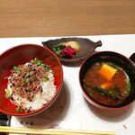 湯回廊 菊屋 - ちりめんは市販品と一味違います