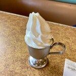 びっくりドンキー - 料理写真:セットに付いていたミニソフト