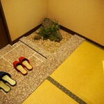 湯回廊 菊屋 - 玄関からおしゃれ