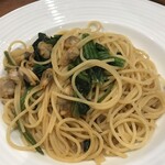 オリーブの丘 - あさりとほうれん草