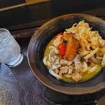 來家 - 別日のグリーンカレーうどん