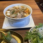 バインセオ サイゴン - 