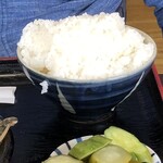 丸福 - 普通盛り。軽く大盛りあると思います