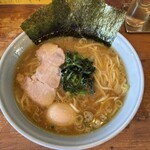 元喜家 金沢店 - らーめん(並) 850円