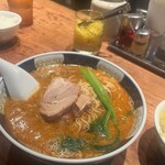 支那麺 はしご 本店 - 